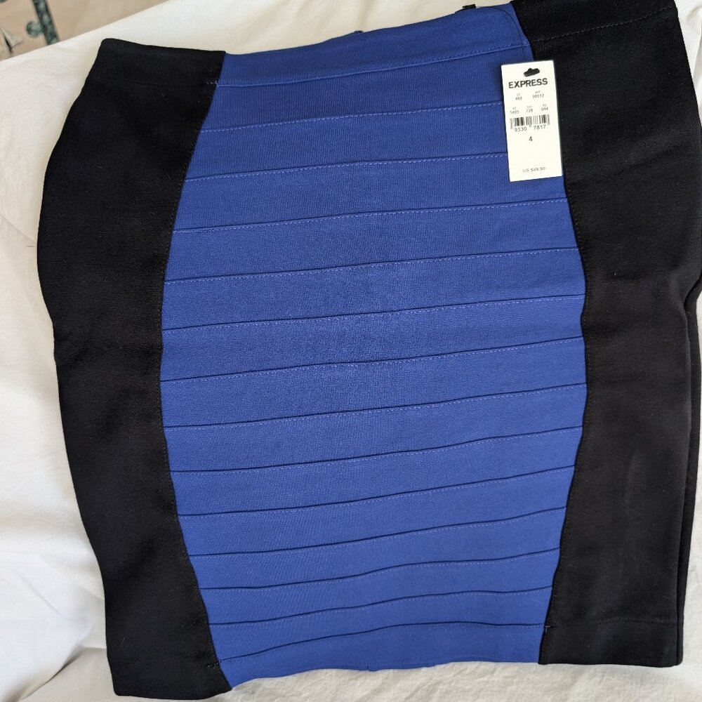 EXPRESS Bandage-style bodycon mini skirt, Size 4